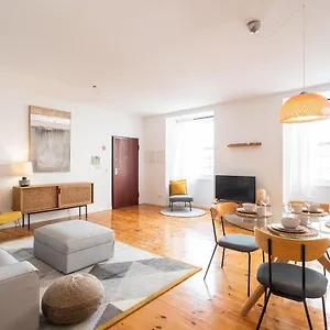 https://feels-like-home-baixa-deluxe-flat.hotels-lisbon-portugal.com